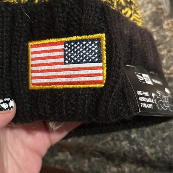 NWT Women’s beanie - Picture 5 of 7